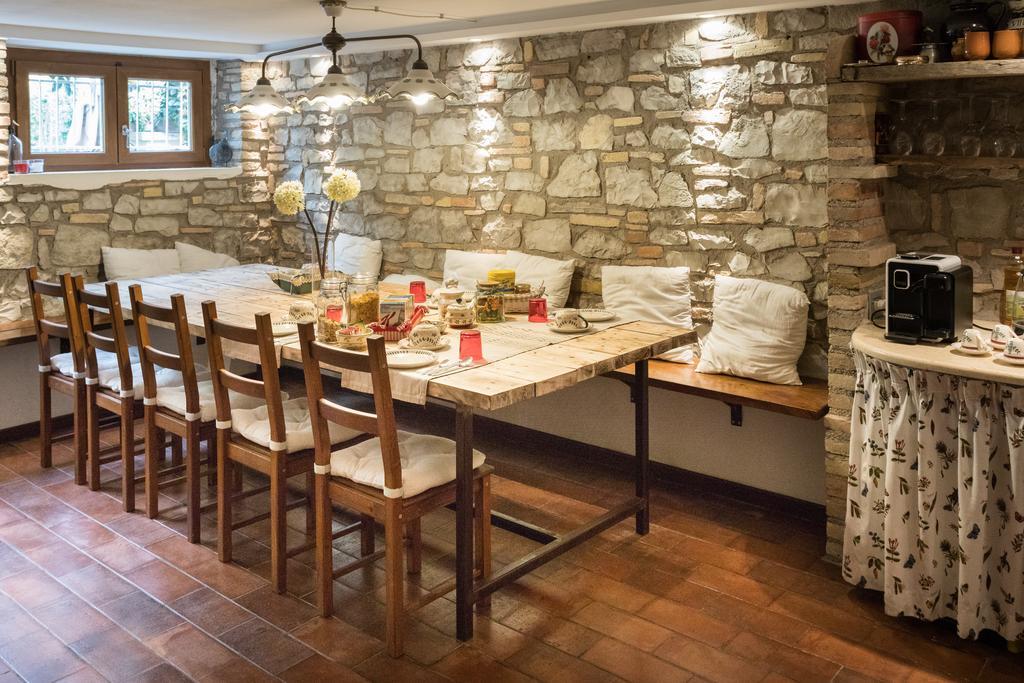 Assisi Charme Bed & Breakfast Bagian luar foto